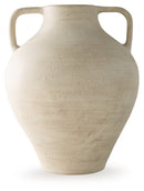 Justy Vase