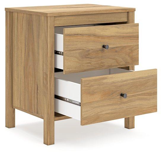 Bermacy Bedroom Set