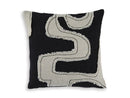 Veerbank Pillow (Set of 4)
